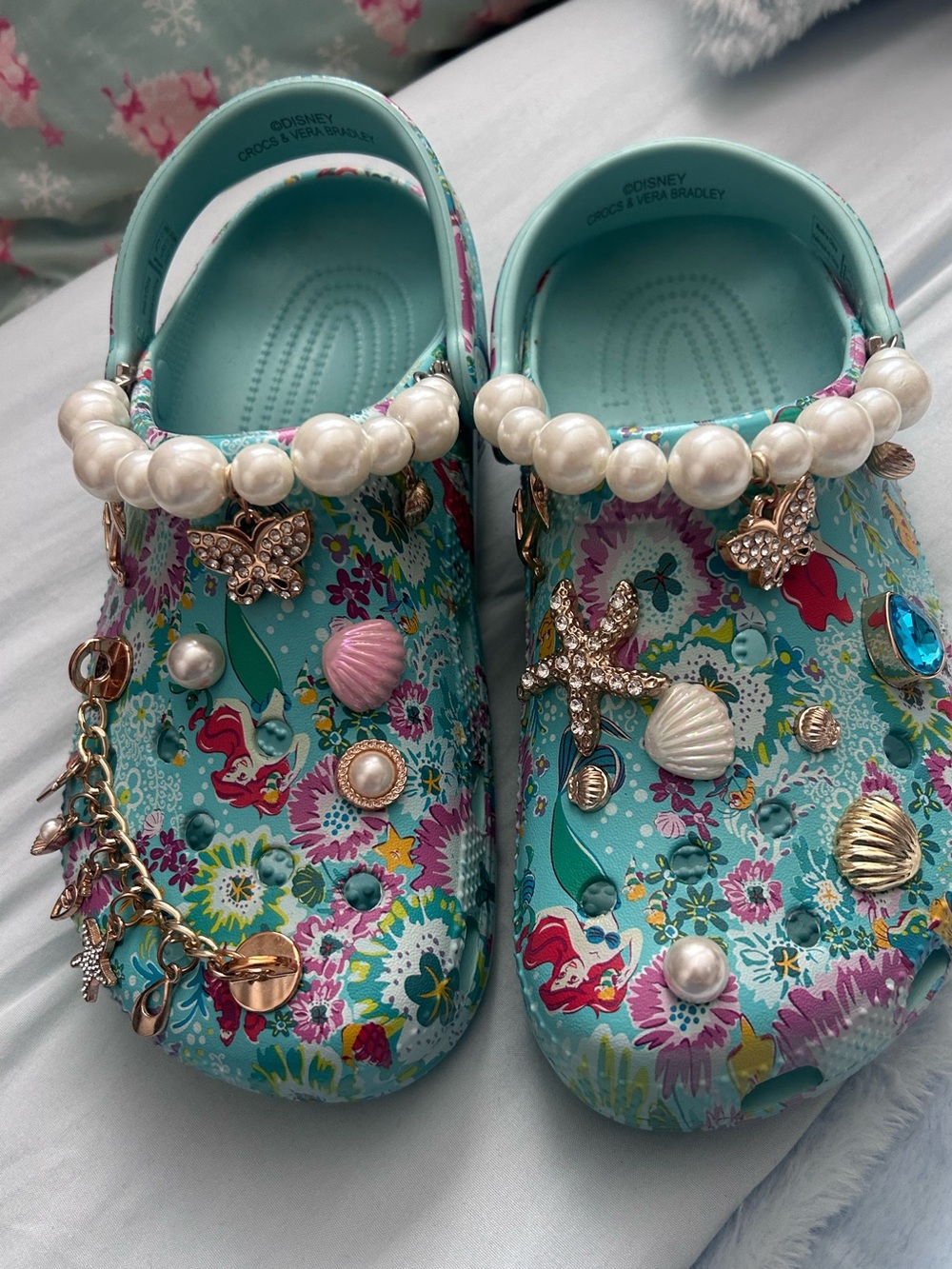 Embellished Aqua Floral “ Ariel” Crocs
Brand new
Women’s size 8 - Picture 2 of 3